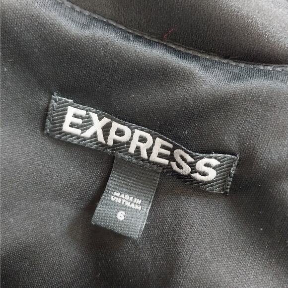 EXPRESS! ELEGANT AND UNDERSTATED BLACK A-LINE PLEATED NECKLINE DRESS! SZ 6 - Picture 8 of 10